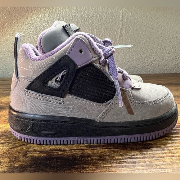 NEVER WORN Jordans (Toddler) - Picture 2 of 7